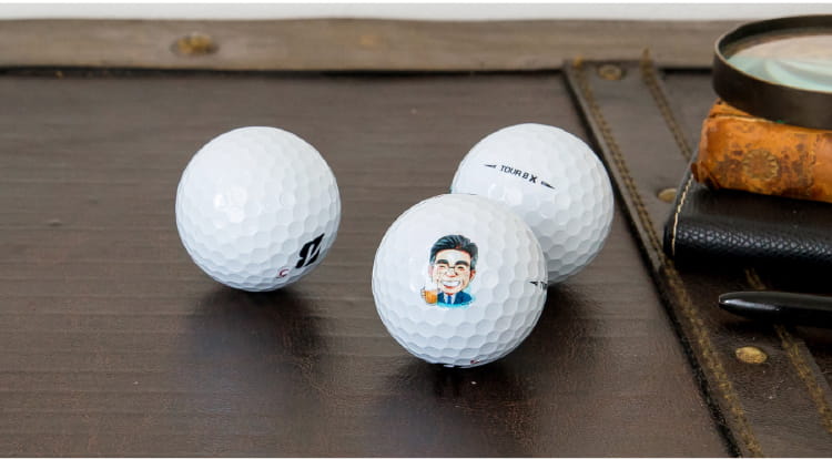 似顔絵ゴルフボールの商品イメージ